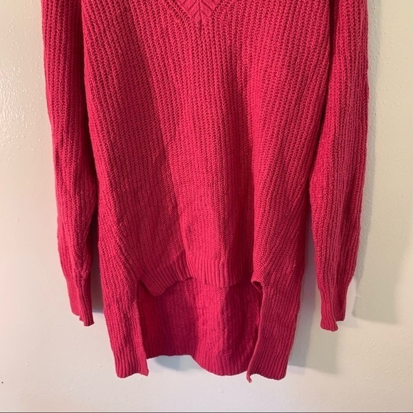 A.n.a. V-Neck High Low Sweater Catalina Hot Pink - Picture 7 of 14